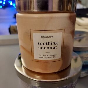 GooseCreek Soothing Coconut Single Wick Candle